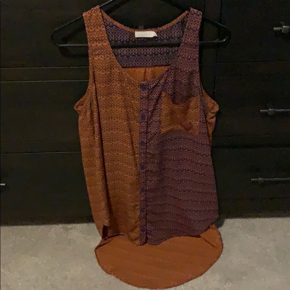 Orange/blue tank